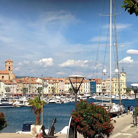 Accostage Vieux-port - Appartements&parking